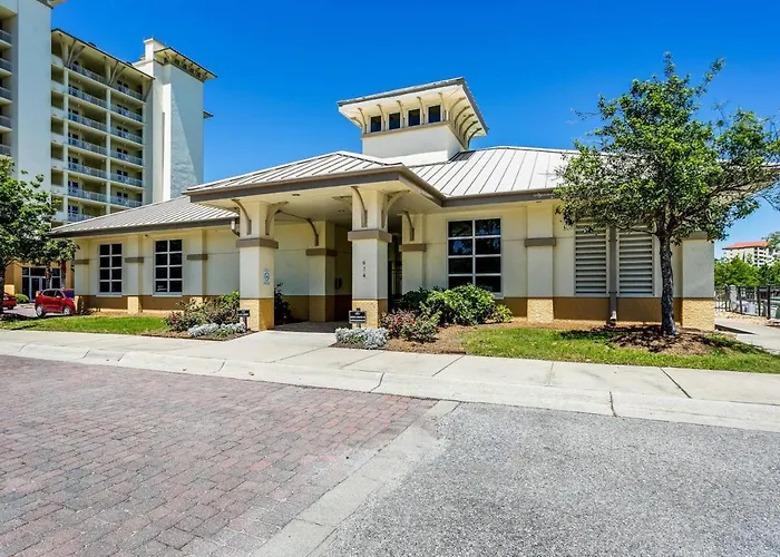 608 Lost Key Drive Unit 605c * Pensacola