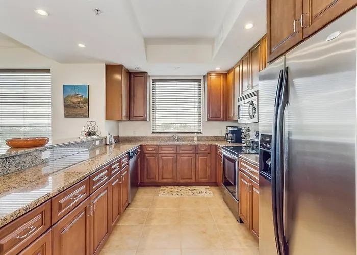 608 Lost Key Drive Unit 605c * Pensacola